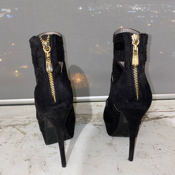 Bebe Daphne Black Heels - Picture 4 of 4